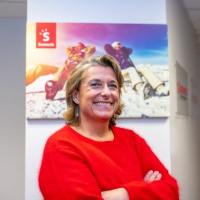 Portrait-Cecile-Revole Country Manager France chez SUNWEB GROUP